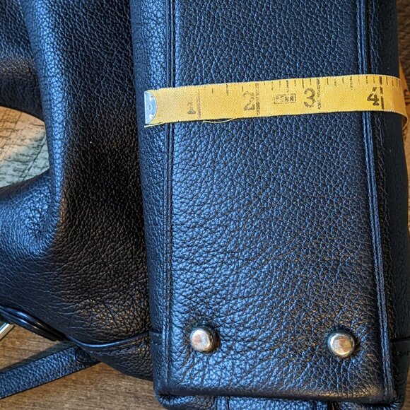 Coach Edie 31 Shoulder Bag Black Leather - Picture 10 of 11